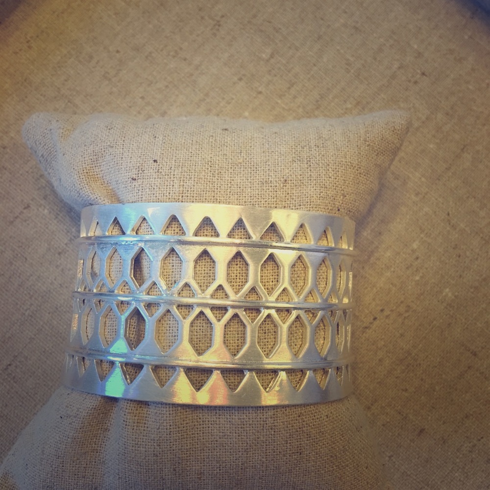 Stella & Dot Plait cuff